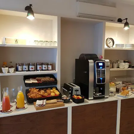 Au Bon Coin فندق 3*